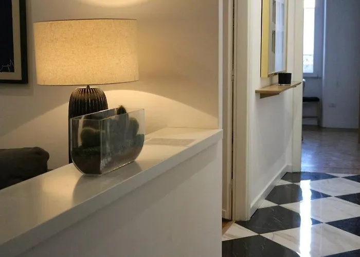 Апартаменты Trevi Fountain Luxury Flat Рим