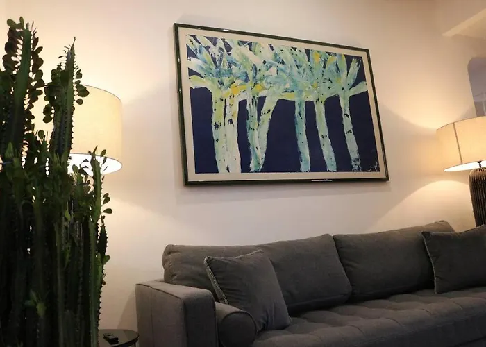 Trevi Fountain Luxury Flat *